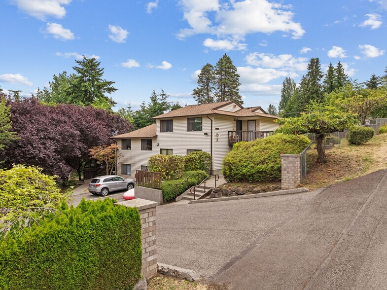 More Photos Of 13004 33rd Ave S, Tukwila Apartments For Sale