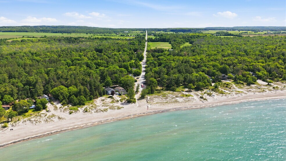 More Photos Of 581 Tiny Beaches N Rd, Tiny Land For Sale