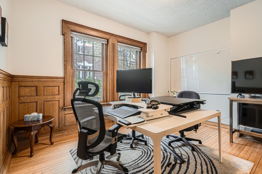 More Photos Of 940 Logan St, Denver Office For Lease