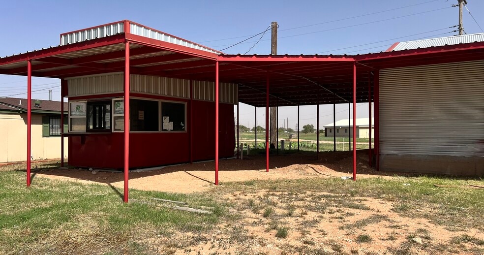 Primary Photo Of 3802 Idalou Rd, Lubbock Warehouse For Sale