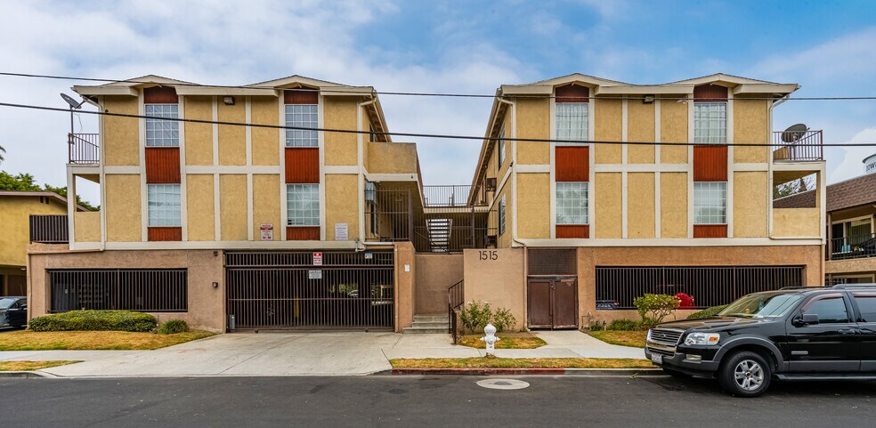 More Photos Of 1515 N Dresser St, Santa Ana Apartments For Sale