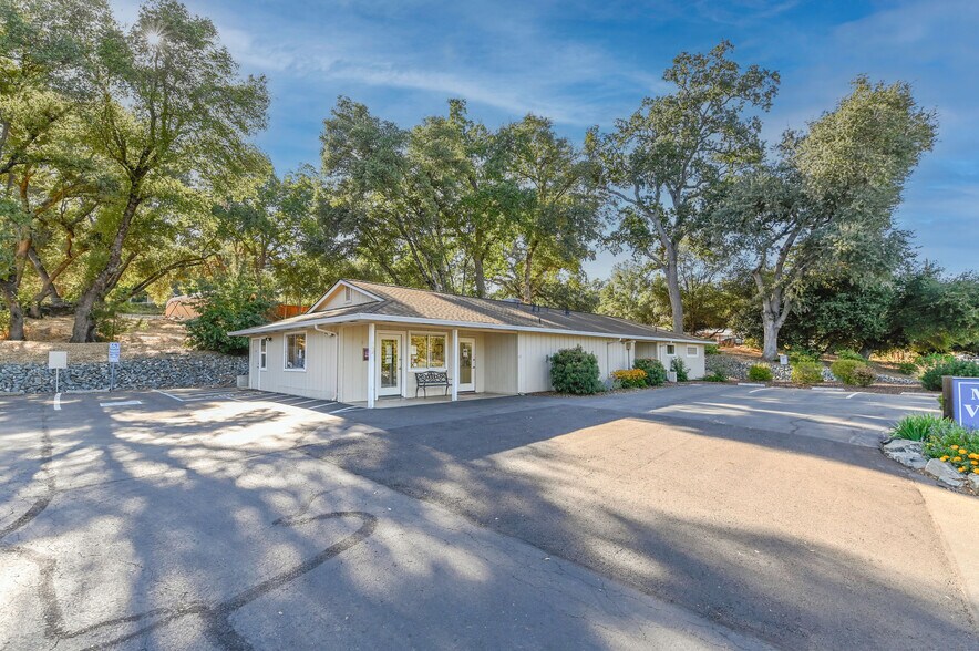 More Photos Of 382 CA-4, Murphys Office For Sale