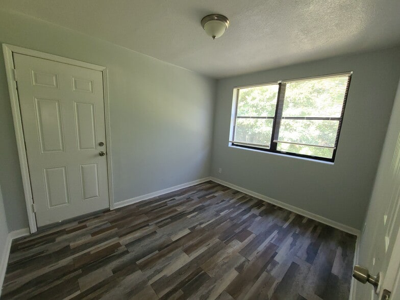 More Photos Of 640 Detroit St, Jacksonville Apartments For Sale