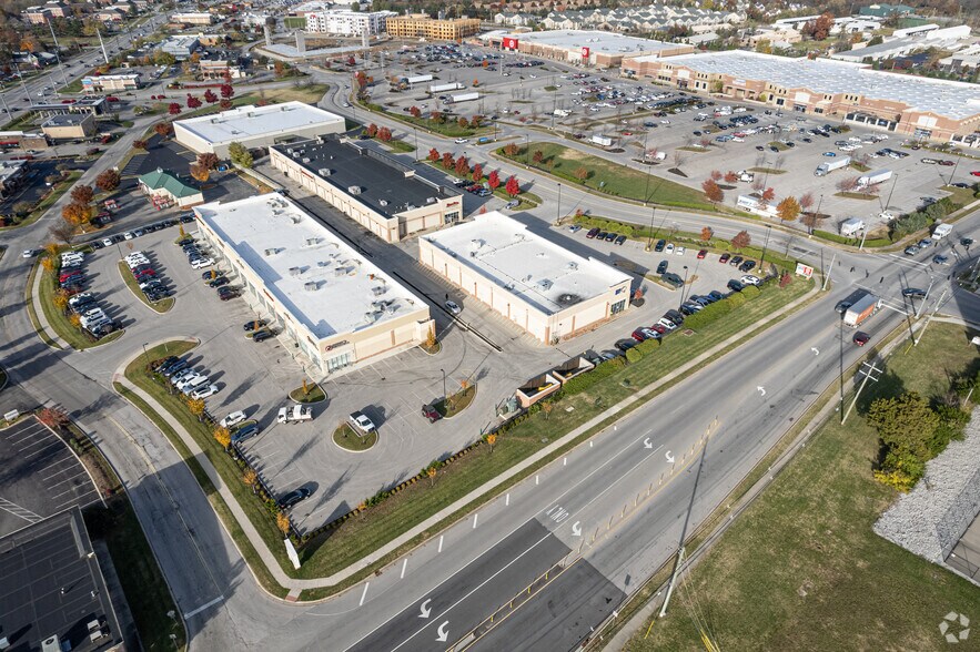 More Photos Of 12951 Shelbyville Rd, Louisville Freestanding For Lease