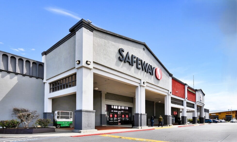Primary Photo Of 4950 Almaden Expy, San Jose Storefront For Lease
