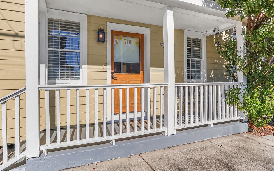 More Photos Of 510 Nicoll St, Savannah Hospitality For Sale