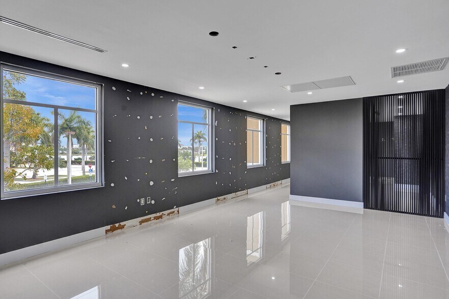 More Photos Of 15620 SW 29th St, Miramar Medical For Sale