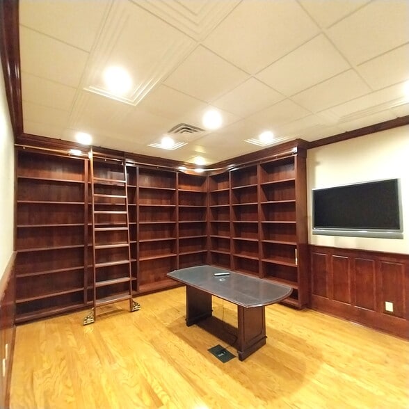 More Photos Of 1425 10th St, Gering Serviced Offices For Sale