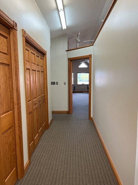 More Photos Of 1435 Division St, Waite Park Convenience Store For Lease