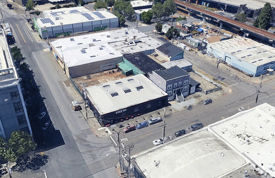 More Photos Of 303 Castro St, Oakland Warehouse For Sale