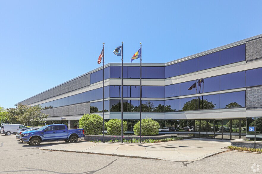 More Photos Of 4595 Broadmoor Ave SE, Grand Rapids Coworking Space