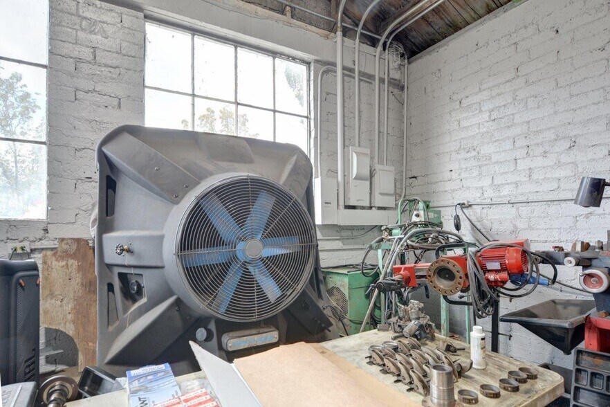 More Photos Of 606 S 6th St, Klamath Falls Specialty For Sale