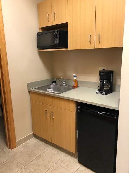 More Photos Of 3135 Superior Dr NW, Rochester Office For Lease