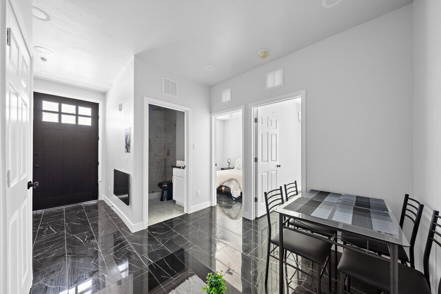 More Photos Of 801 Broadway St, Galveston Apartments For Sale