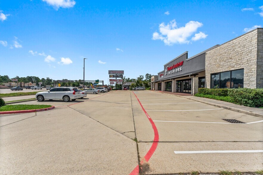 More Photos Of 26333 I-45, The Woodlands Storefront Retail Office For Sale