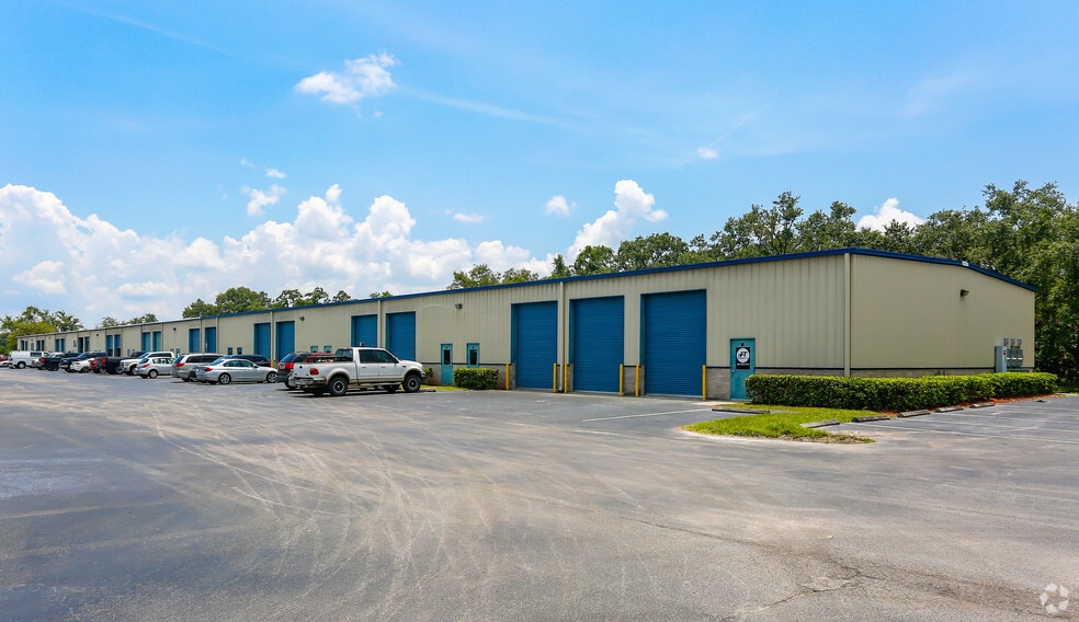 More Photos Of 2430-2440 Smith St, Kissimmee Unknown For Lease