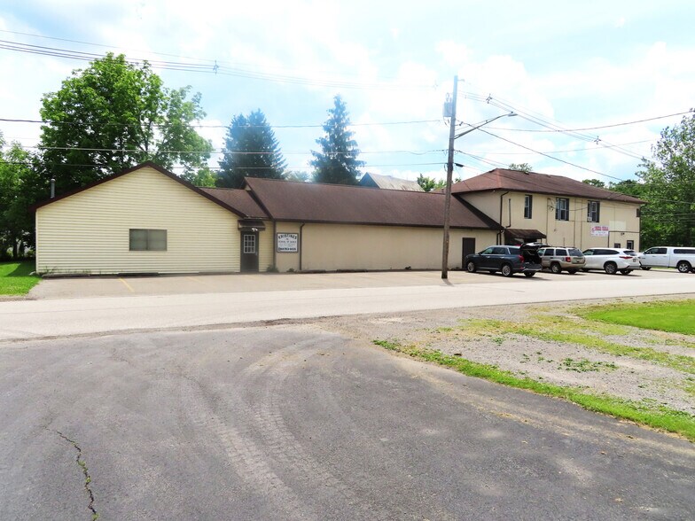 More Photos Of 275 Main St, Saegertown Storefront Retail Residential For Sale