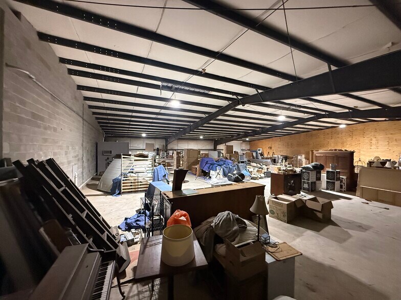 More Photos Of 812 Geneva Street, Opelika Warehouse For Lease