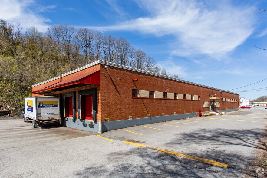 More Photos Of 1020-1060 Saw Mill Run Blvd W, Pittsburgh Warehouse For Sale