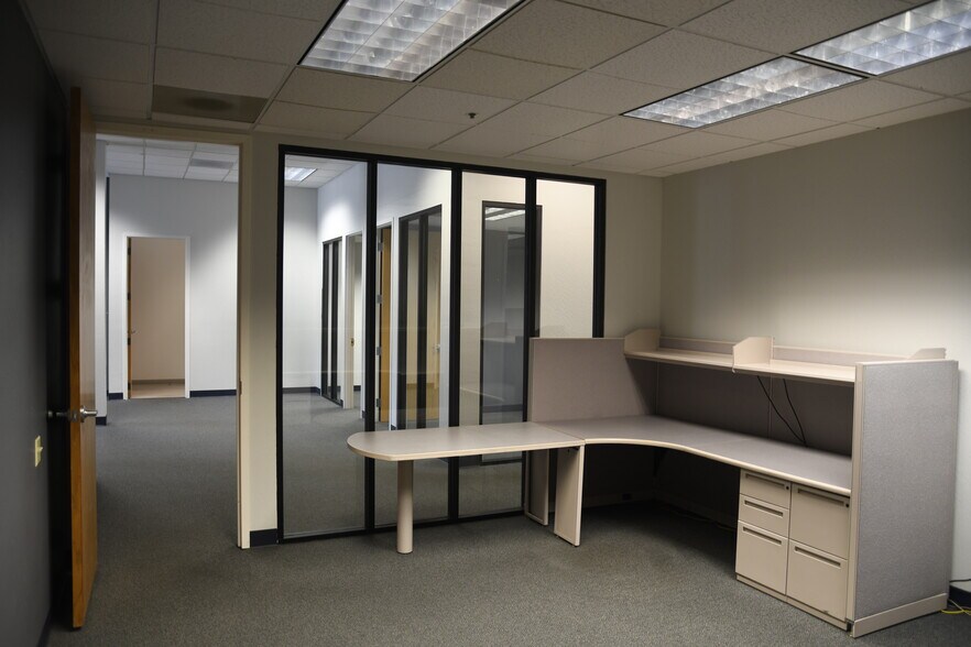 More Photos Of 841 Latour Ct, Napa Office For Lease