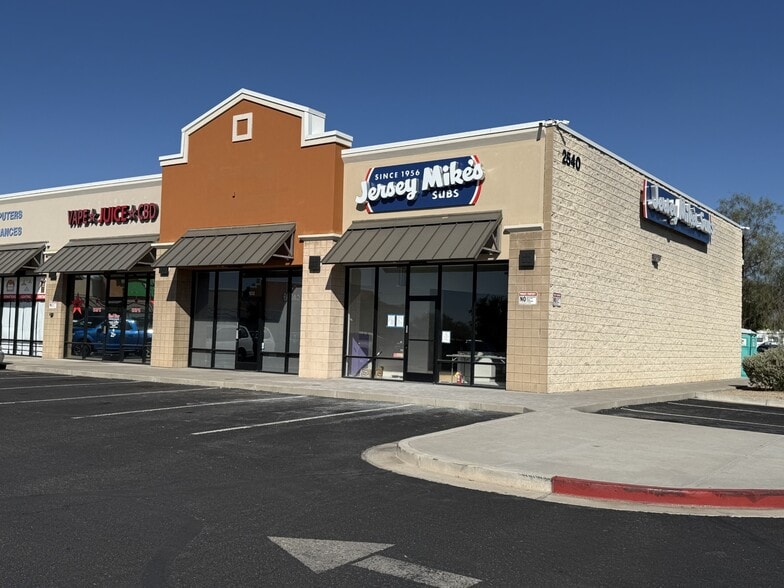 More Photos Of 2540 W Apache Trl, Apache Junction Storefront For Lease