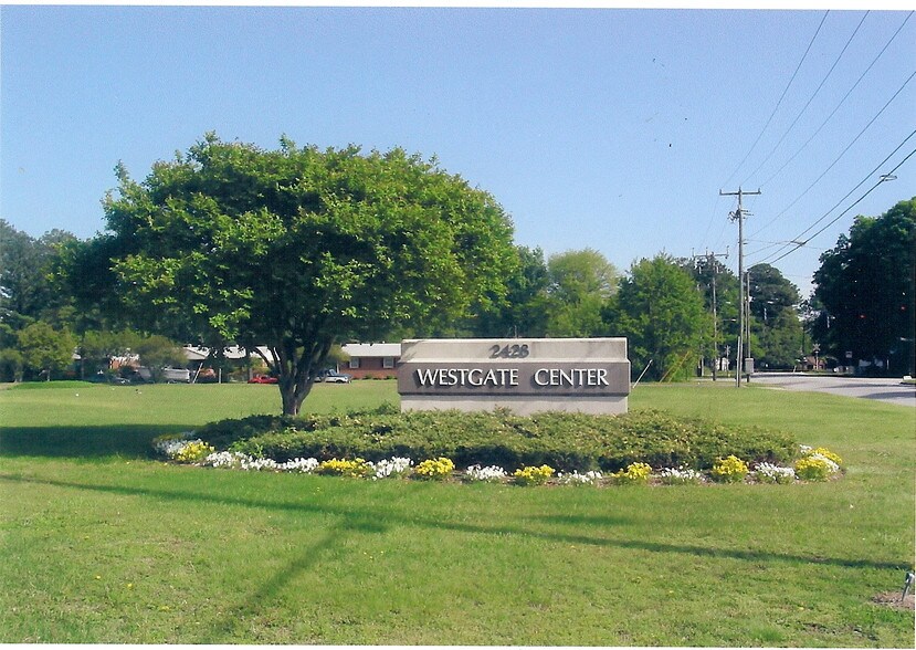 More Photos Of 2428 Almeda Ave, Norfolk Flex For Lease