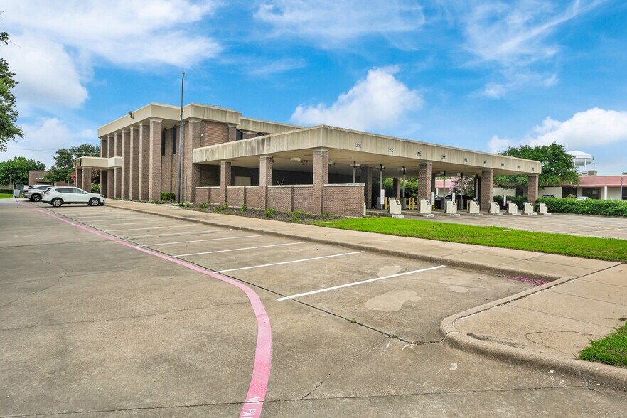 More Photos Of 601 N Plano Rd, Richardson Office For Sale