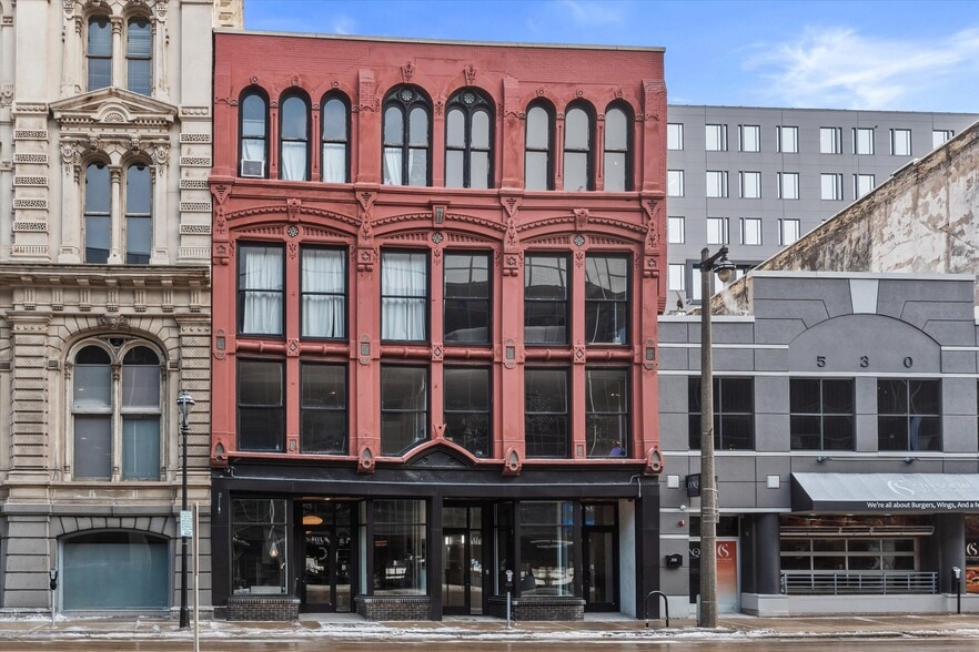 Primary Photo Of 532 N Water St, Milwaukee Office For Lease