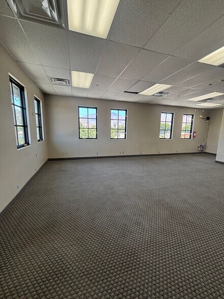 More Photos Of 78115 Calle Estado, La Quinta Office For Lease