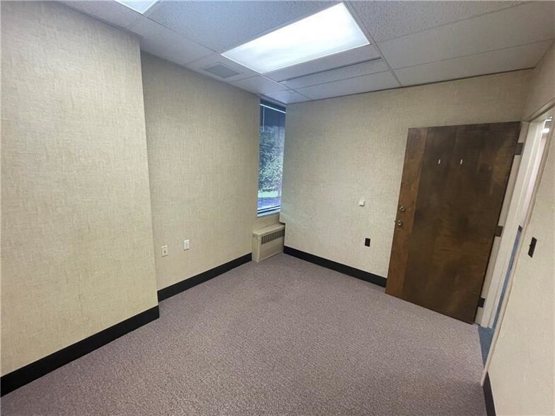 More Photos Of 8650 Babcock Blvd, Pittsburgh Office For Lease