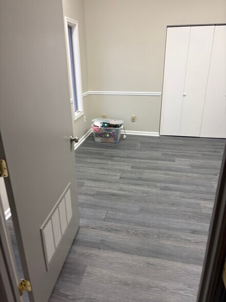 More Photos Of 116 Lake Ave, Buffalo Office For Lease
