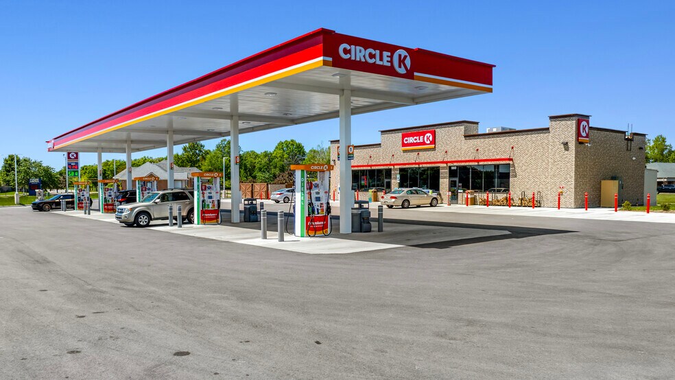 More Photos Of 860 Twyckenham Blvd, Lafayette Service Station For Sale
