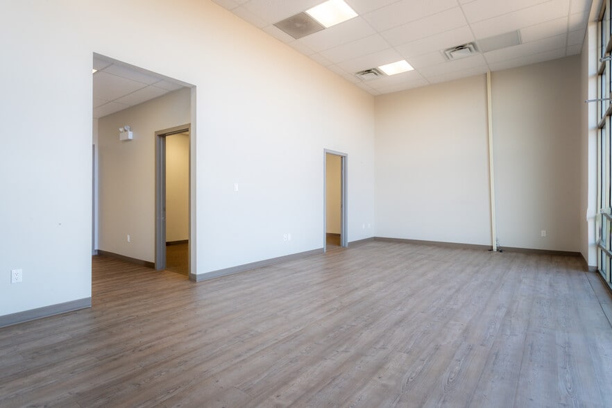 More Photos Of 4304 40 Av, Lloydminster General Retail For Lease