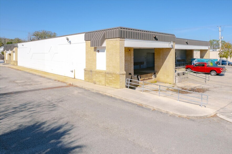 More Photos Of 1825 St Johns Ave, Palatka Office For Sale