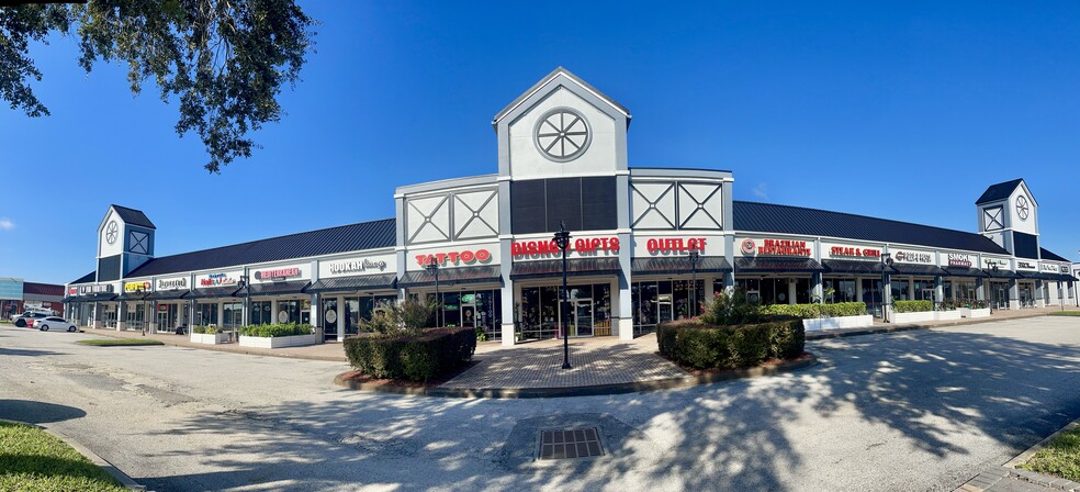 More Photos Of 5135 International Dr, Orlando Unknown For Lease