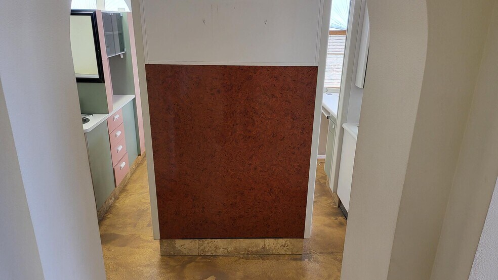 More Photos Of 1825 E Flamingo Rd, Las Vegas Office For Sale