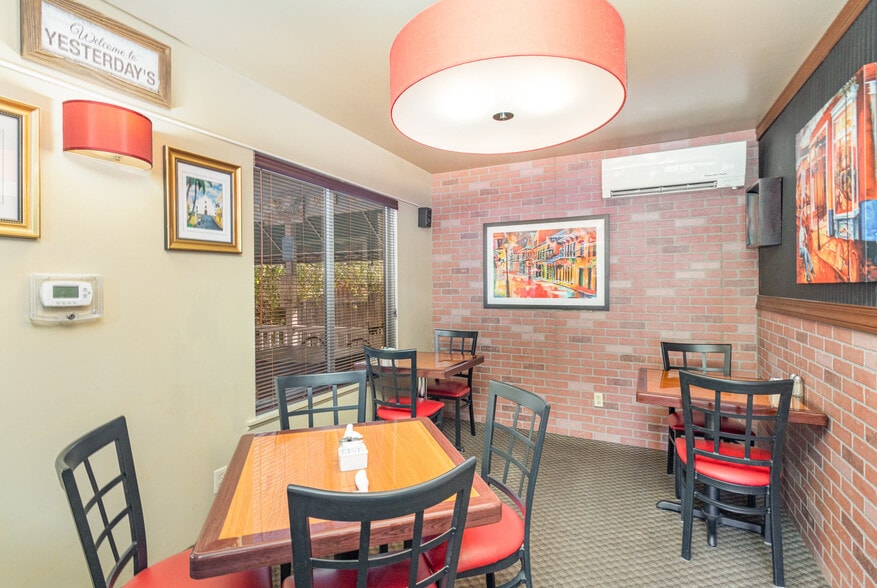 More Photos Of 15220 Kings Hwy, Montross Restaurant For Sale