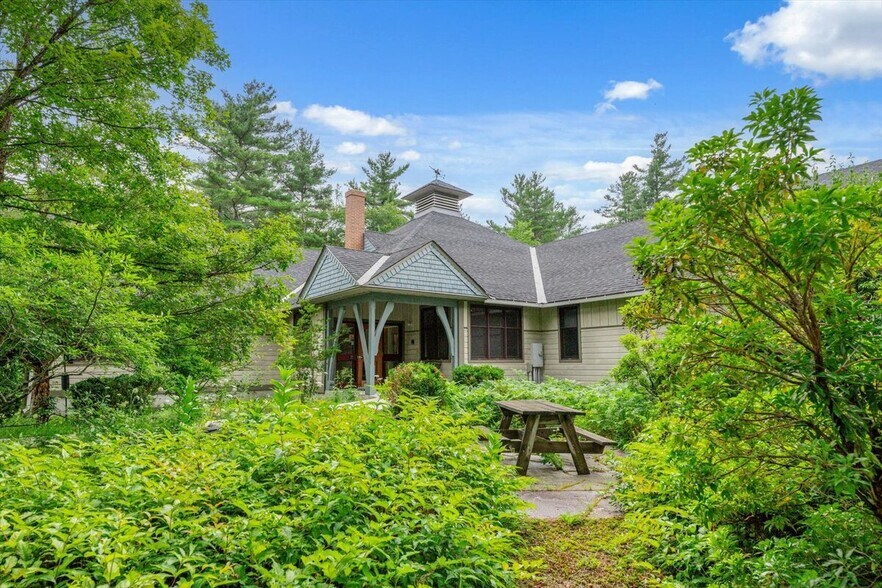 More Photos Of 457 Route 123, Sharon Freestanding For Lease