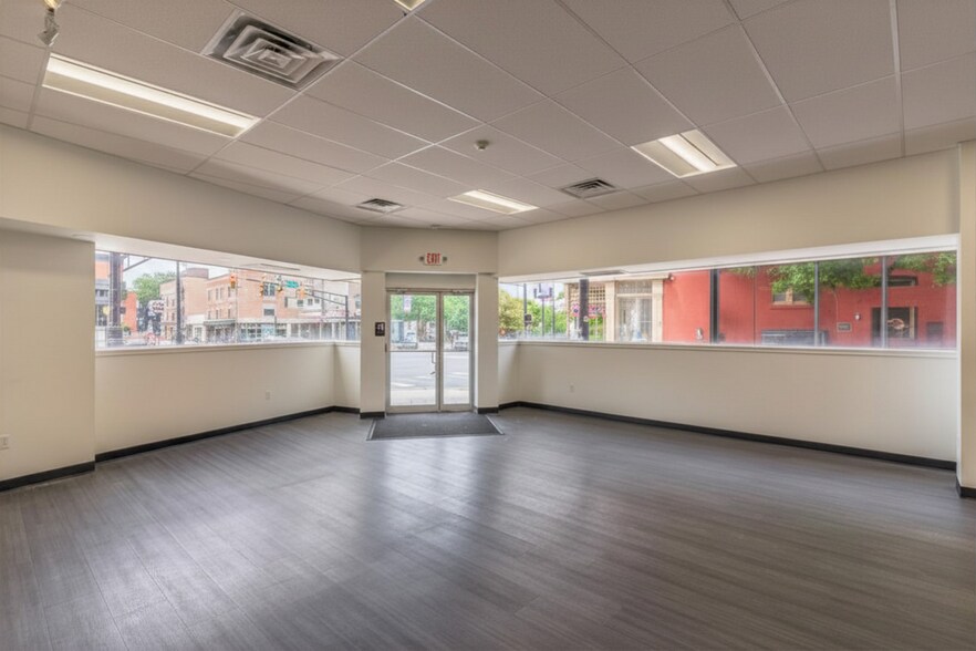 More Photos Of 2 E Main St, Ephrata Apartments For Lease