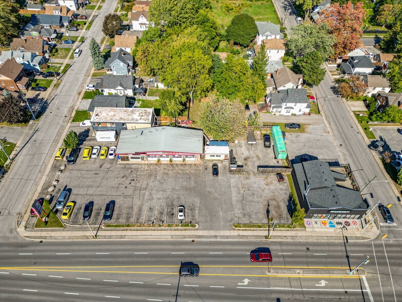 More Photos Of 6499 Lundys Ln, Niagara Falls Auto Repair For Sale