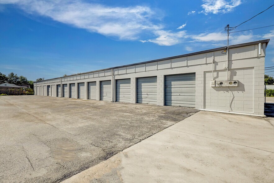More Photos Of 1166 Angle Rd, Fort Pierce Self Storage For Sale