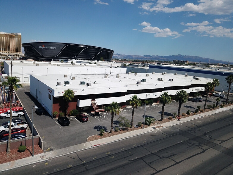 More Photos Of 5380 S Valley View Blvd, Las Vegas Warehouse For Lease