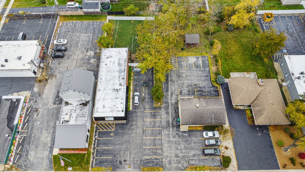 More Photos Of , Lombard Office For Sale