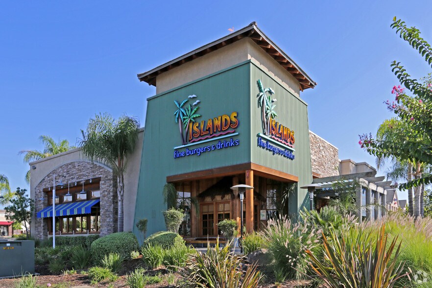 More Photos Of 1902 Taylor Rd, Roseville Restaurant For Lease