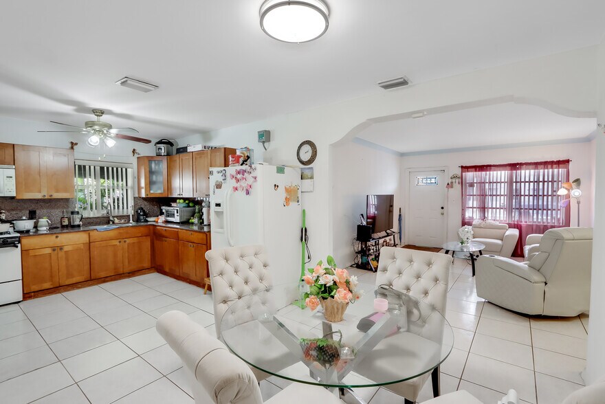 More Photos Of 2120 Sw 5th St, Miami Apartments For Sale