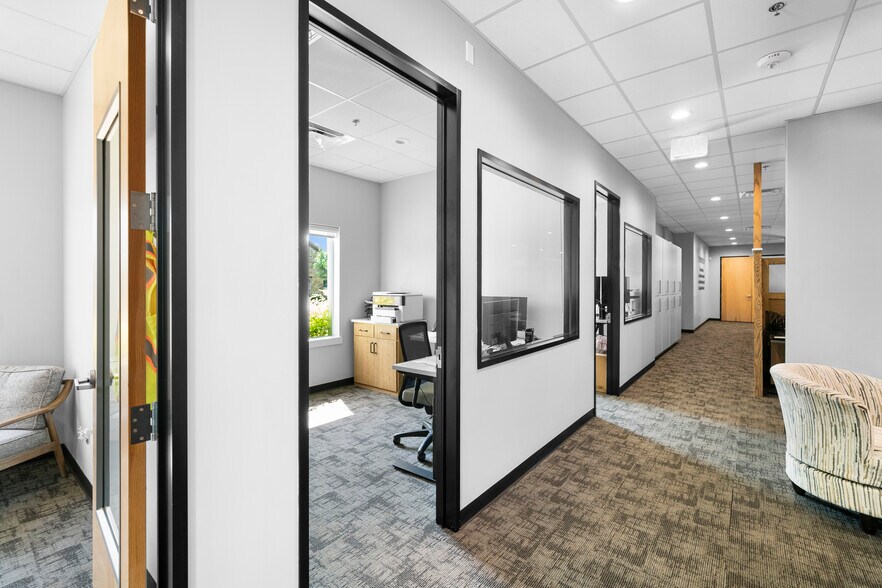 More Photos Of 351 W Southlake Blvd, Southlake Medical For Sale