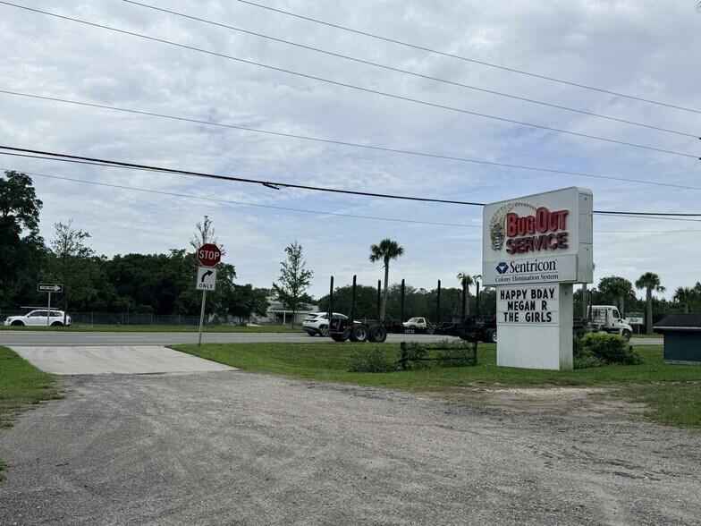 More Photos Of 463509 Sr-200, Yulee Office Residential For Sale