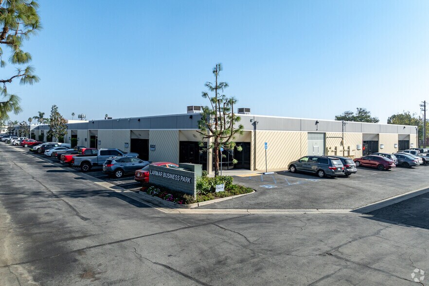 More Photos Of 350 E Orangethorpe Ave, Placentia Warehouse For Lease