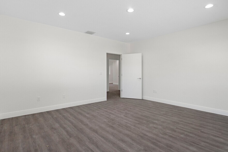 More Photos Of 2519 Highway 44 W, Inverness Office For Sale