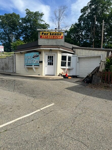 Primary Photo Of 1610 New Jersey 23, Butler Storefront For Lease
